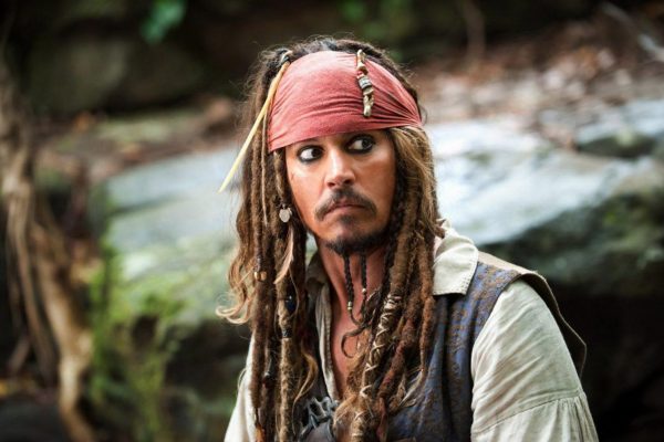 contoh descriptive text tentang idola - johnny depp