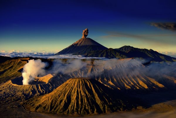 Contoh Descriptive Text Tentang Tempat Wisata   Bromo